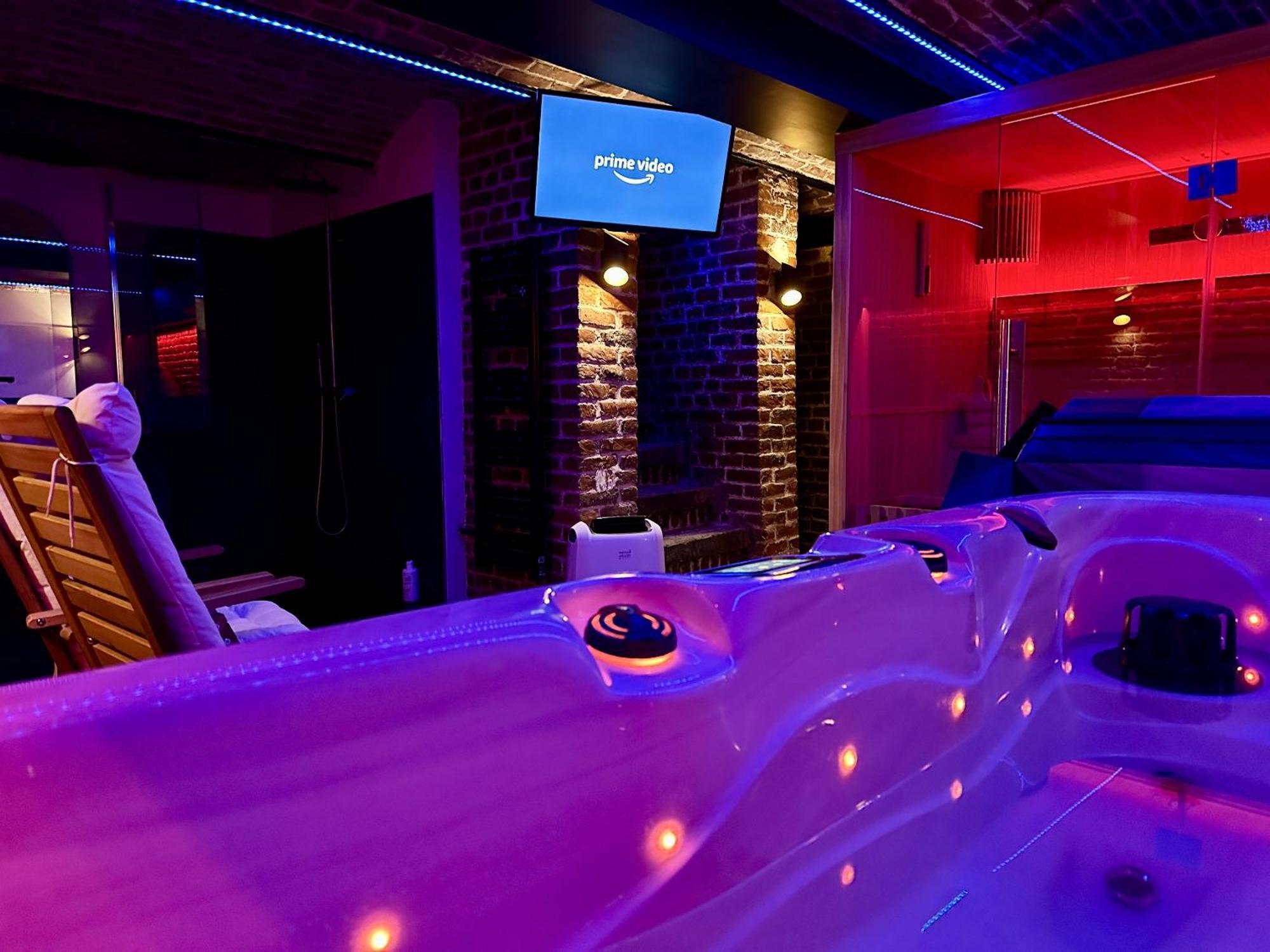 Le Bijou - Appartement, Sauna Et Jacuzzi - Lille Exterior foto
