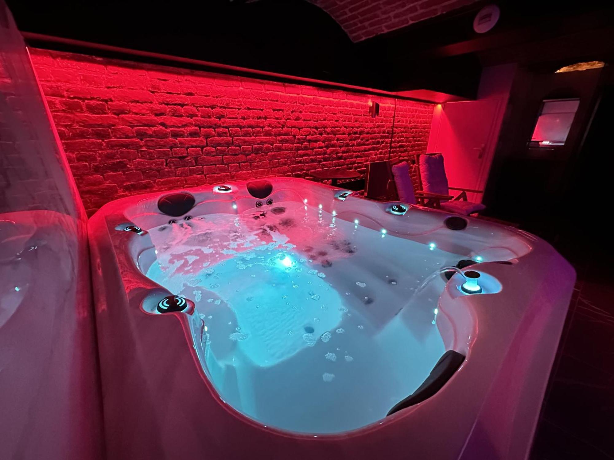 Le Bijou - Appartement, Sauna Et Jacuzzi - Lille Exterior foto